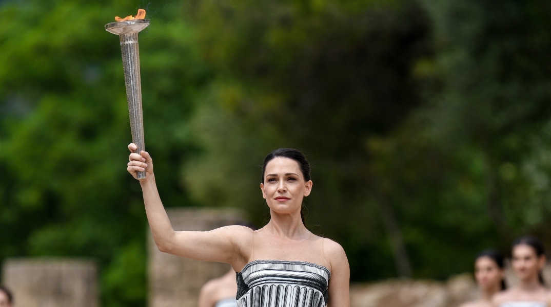 Στιγμιότυπο από την τελετή αφής της Ολυμπιακής Φλόγας στην Αρχαία Ολυμπία