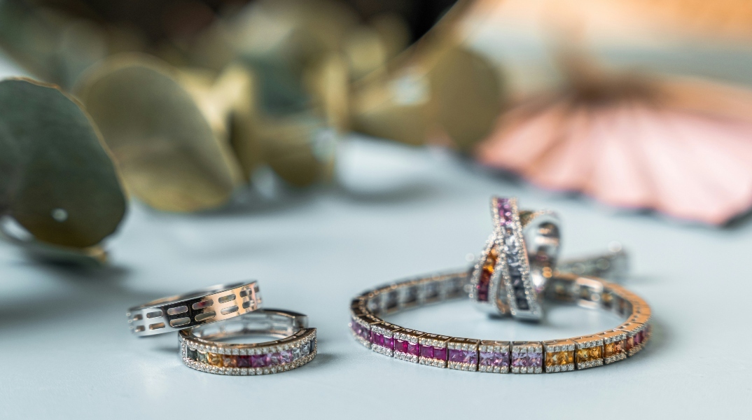 Κοσμήματα σε κοσμηματοπωλείο