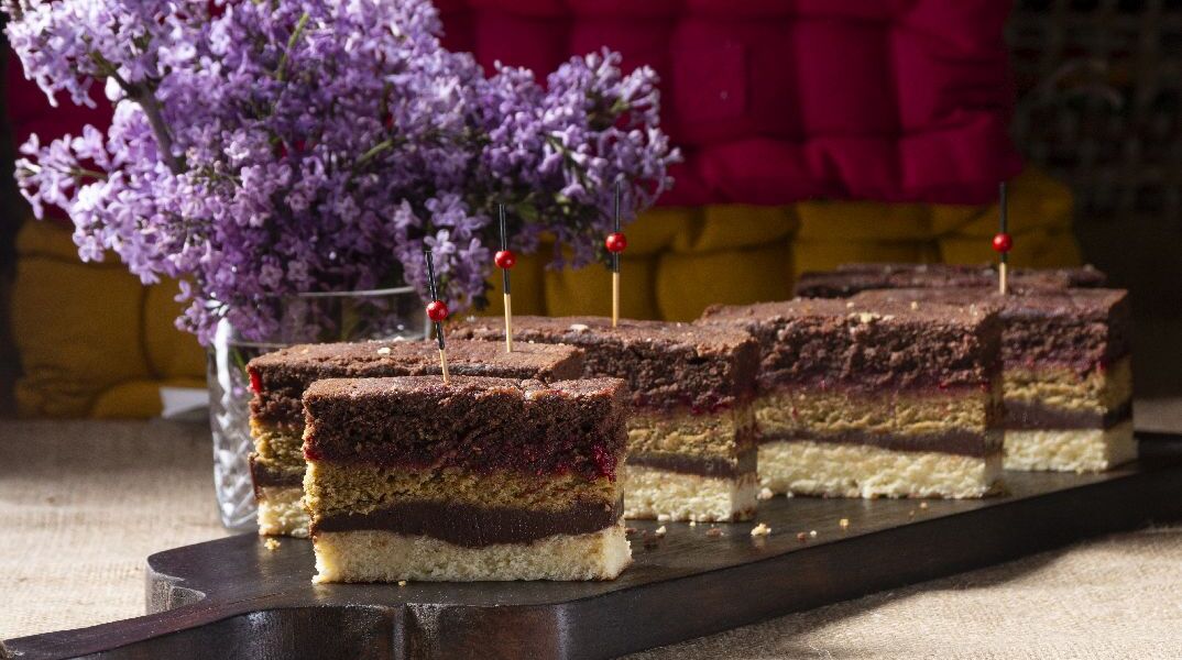 Συνταγή για γλυκό σάντουιτς από τον Στέλιο Παρλιάρο