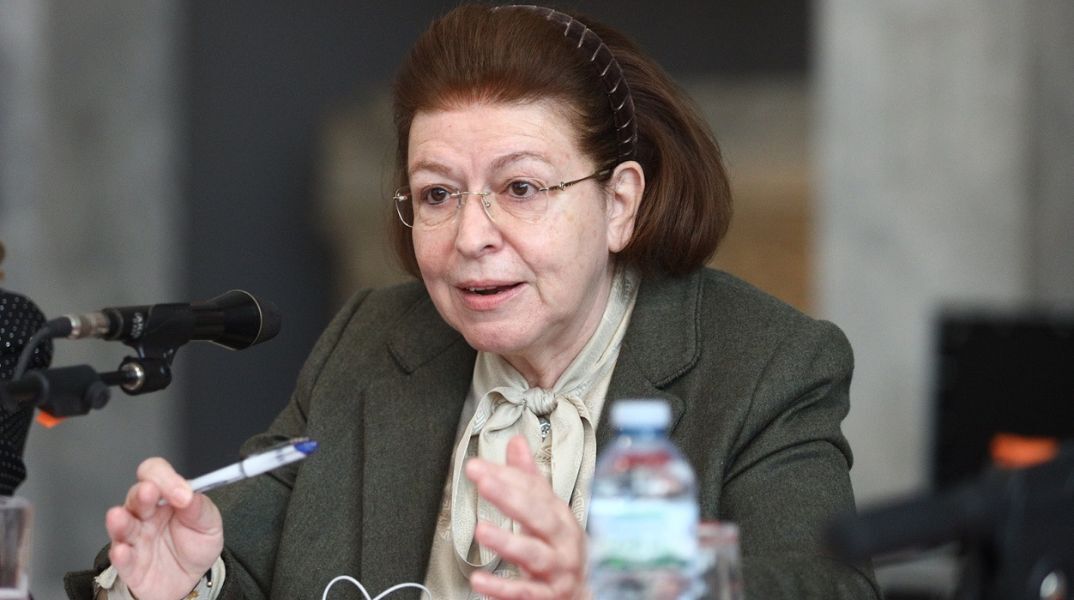 Λίνα Μενδώνη: Προσφυγή στα δικαστήρια για δημοσίευμα εφημερίδας - Η ανακοίνωση του υπουργείου Πολιτισμού - Τι αναφέρει το πρωτοσέλιδο.