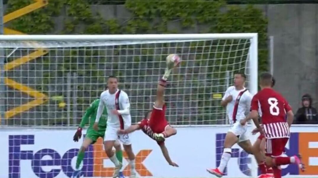 Το ψαλιδάκι του Μπακούλα