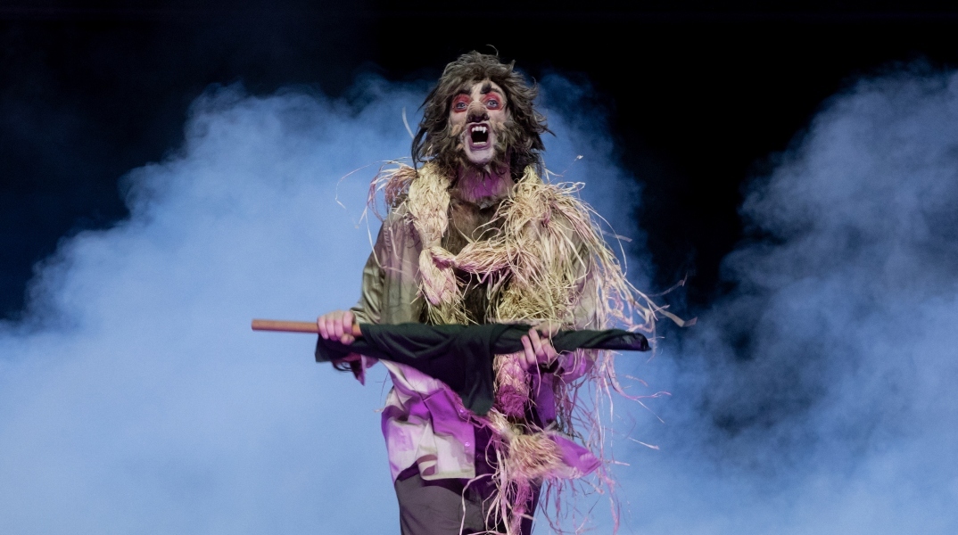 Ο Ευριπίδης Λασκαρίδης και το Lapis Lazuli: Κριτική της παράστασης