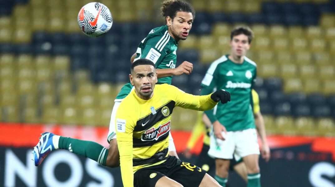 Παίκτες στο ΑΕΚ-Παναθηναϊκός