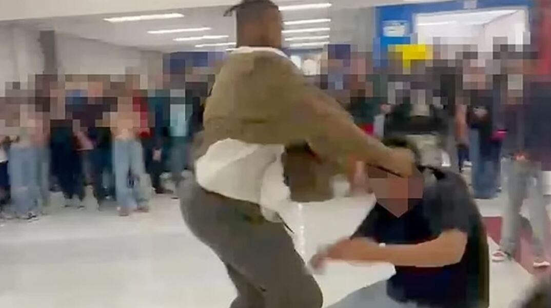 ΗΠΑ: Καθηγητής ξυλοκόπησε μαθητή που τον είπε «νέγρο»