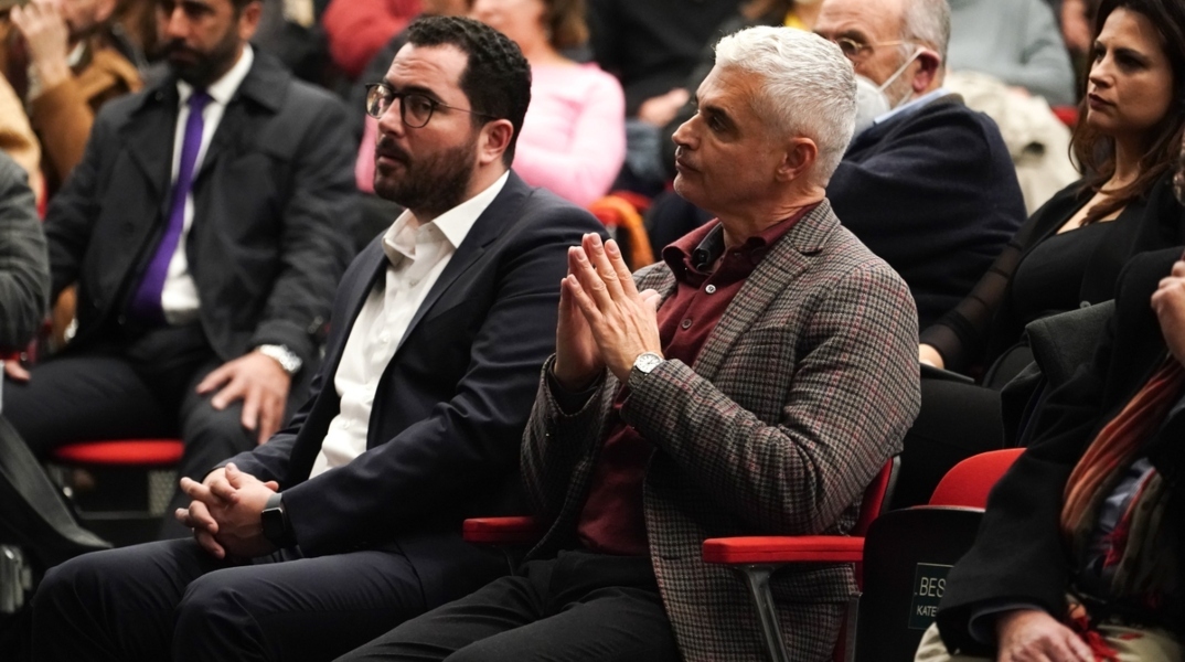 Ο Μάνος Βουλαρίνος σχολιάζει την ένταξη του Άρη Σπηλιωτόπουλου στο επικοινωνιακό επιτελείο του ΣΥΡΙΖΑ.