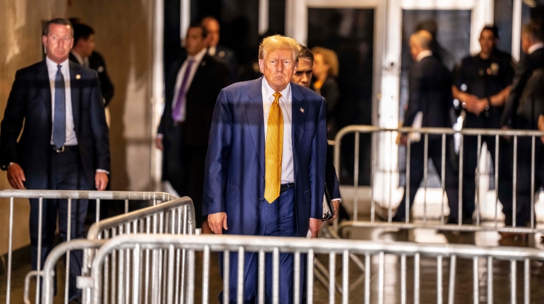 Η Στόρμι Ντάνιελς καταθέτει απέναντι στον Τραμπ σήμερα