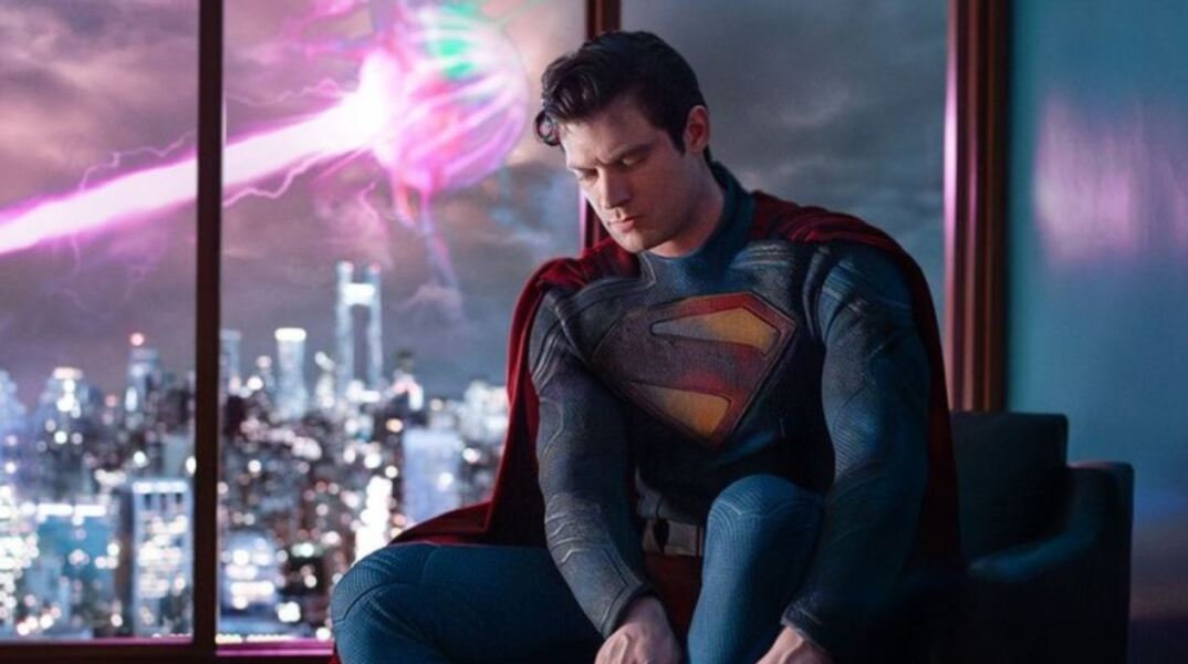 Στη δημοσιότητα η πρώτη εικόνα του Ντέιβιντ Κόρενσουετ ως Superman