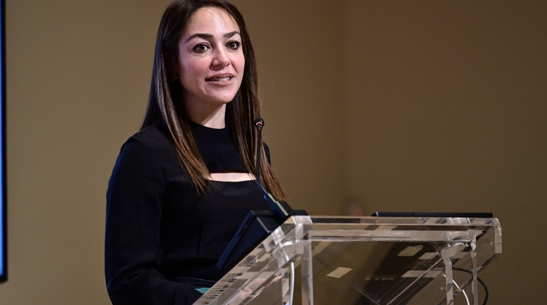 Η υπουργός Εργασίας, Δόμνα Μιχαηλίδου