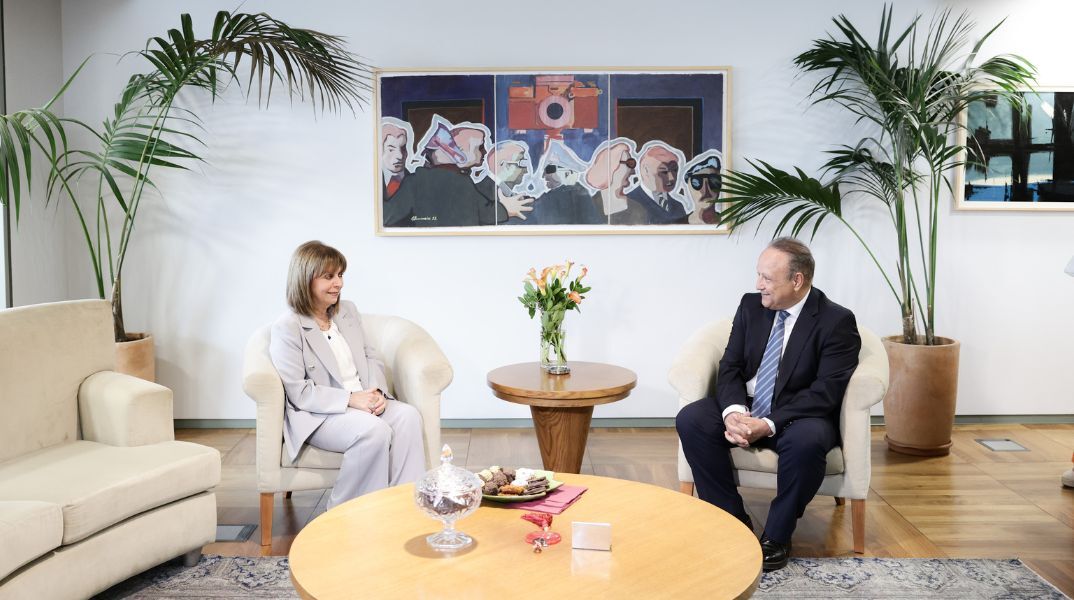 Κατερίνα Σακελλαροπούλου: Τη στήριξη της για να συνεχίσει να είναι η Θεσσαλονίκη ανοιχτή και ανεκτική πόλη, εξέφρασε η ΠτΔ στη συνάντηση με τον Στέλιο Αγγελούδη