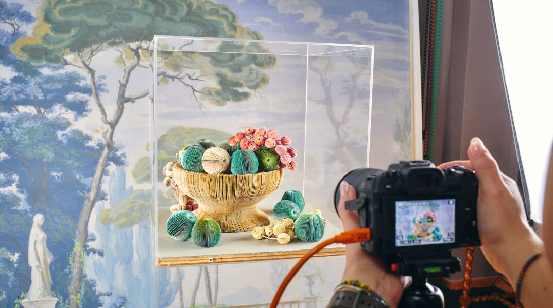 στιγμιοτυπο_απο_σταδιο_φωτογραφισησ_αντικειμενων