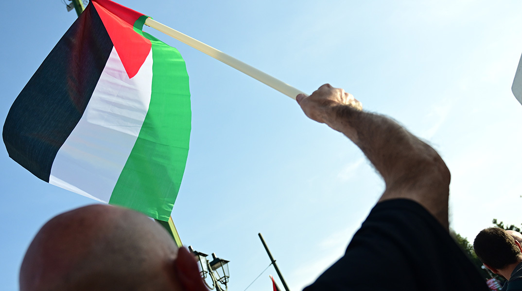 Οι ευαίσθητοι προοδευτικοί συμπολίτες και μια διαβολική σύμπτωση