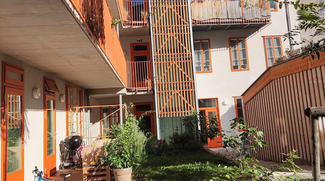 Αναβάθμιση παλαιών κτηρίων με ηλιακή ενέργεια και γεωθερμία