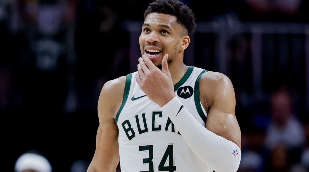 Ο Γιάννης Αντετοκούνμπο