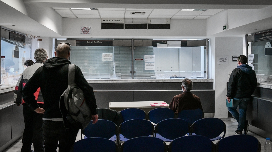 ΔΟΥ Χαλκίδας: Προφυλακίστηκε η διευθύντρια - Η απολογία της