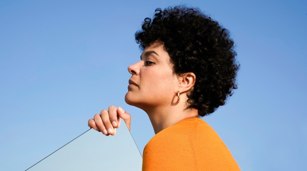 Nana Rashid: Η μουσική είναι ο τόπος όπου μπορούμε να συναντηθούμε