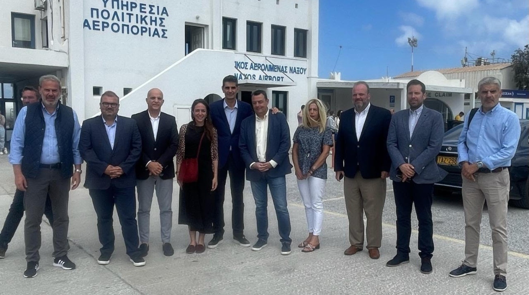 Η Δόμνα Μιχαηλίδου στη Νάξο: Στο επίκεντρο η εξεύρεση εργαζομένων στον τουρισμό