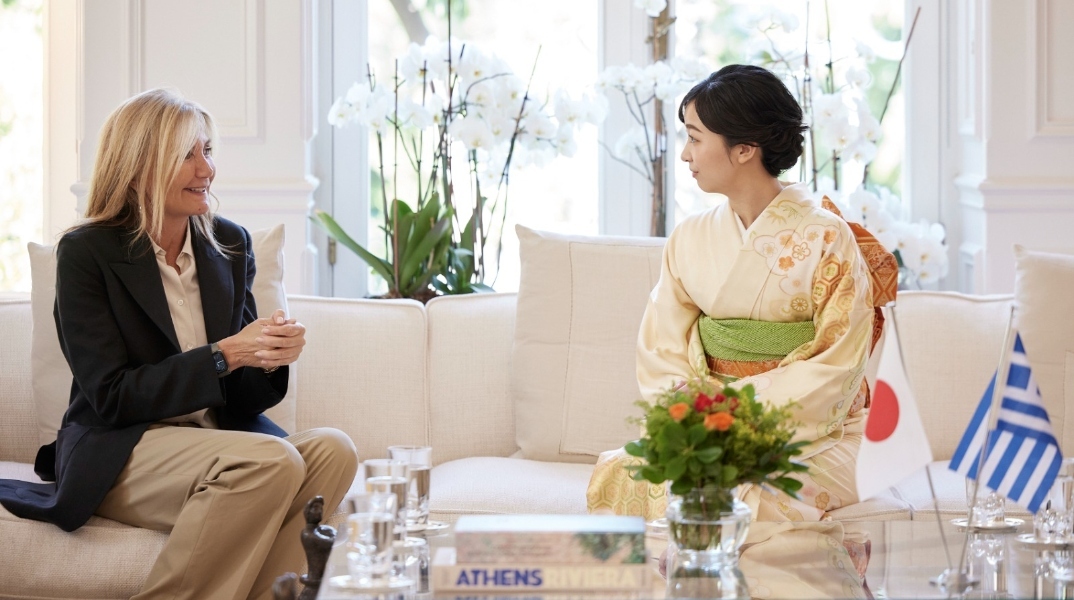 Το δώρο της Μαρέβας Γκραμπόφσκι - Μητσοτάκη στην πριγκίπισσα Κάκο της Ιαπωνίας 