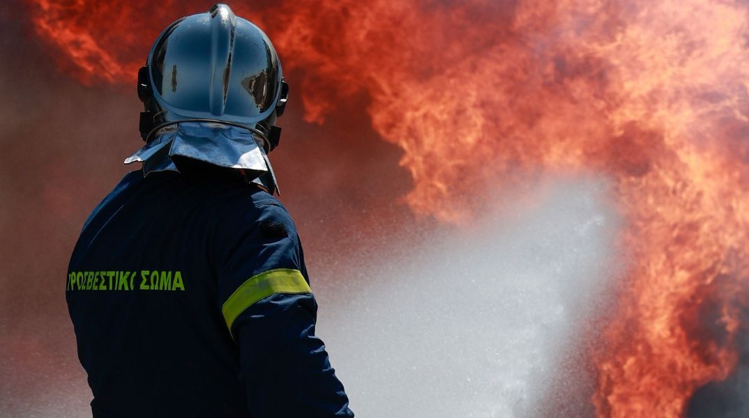 Χαλκιδική: Σε εξέλιξη φωτιά κοντά στην Κασσανδρεία - Απειλείται φωτοβολταϊκό πάρκο - Ισχυρές δυνάμεις της Πυροσβεστικής επιχειρούν στο σημείο.