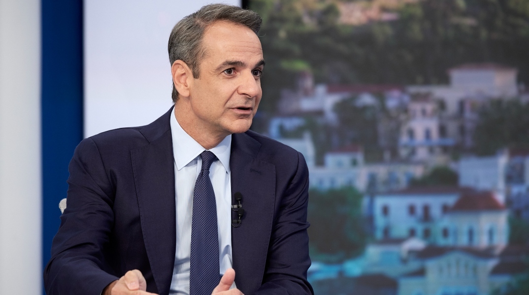 Europa Conference League: Στο πλευρό του Ολυμπιακού ο πολιτικός κόσμος