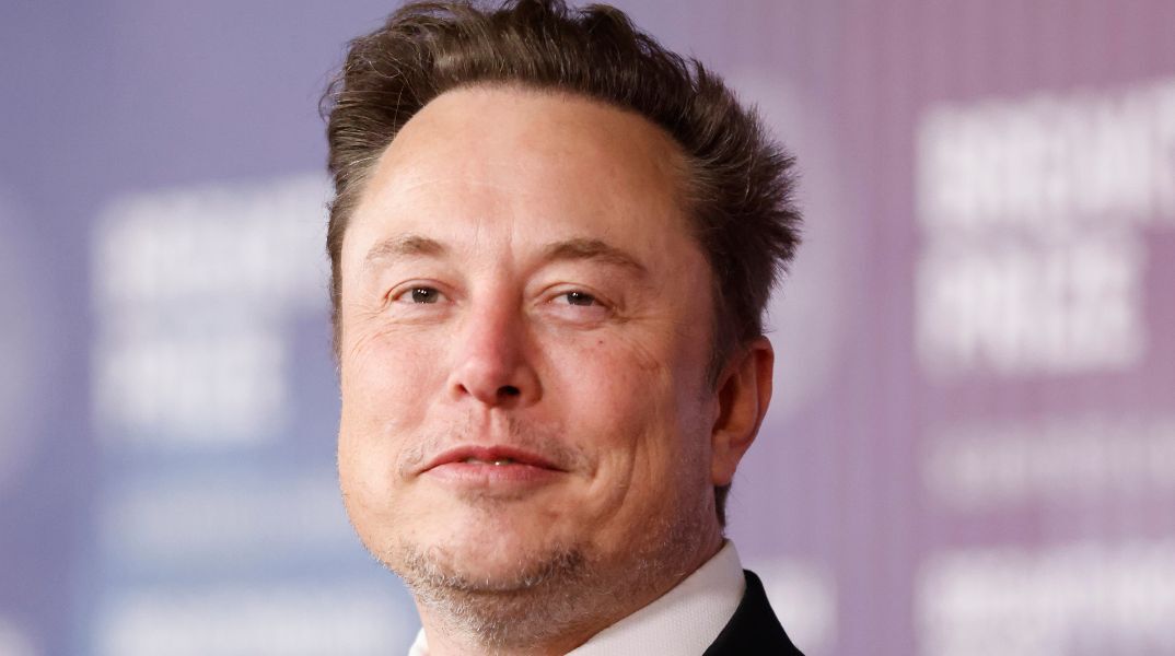 Ο Έλον Μασκ υπερασπίστηκε τον Ντόναλντ Τραμπ στο Χ μετά την καταδίκη του πρώην προέδρου των ΗΠΑ για την υπόθεση Στόρμι Ντάνιελς.