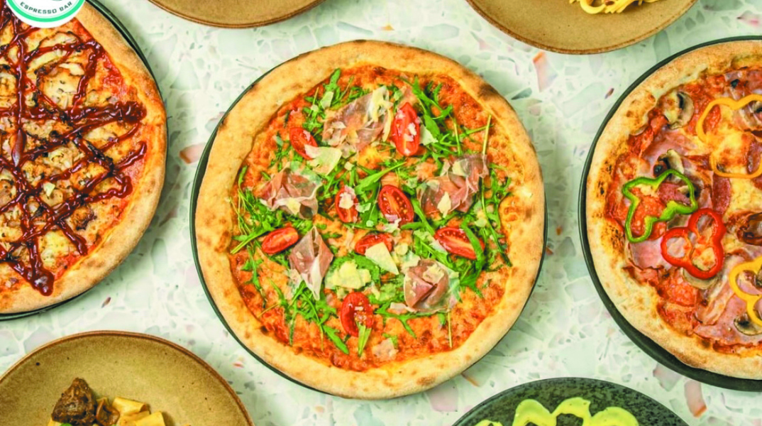 Pesto Pizza & Pasta:  Η πίτσα που λαχταράς