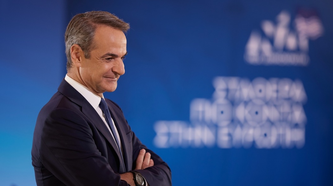 Ο πρωθυπουργός Κυριάκος Μητσοτάκης κατά τη διάρκεια της διακαναλικής