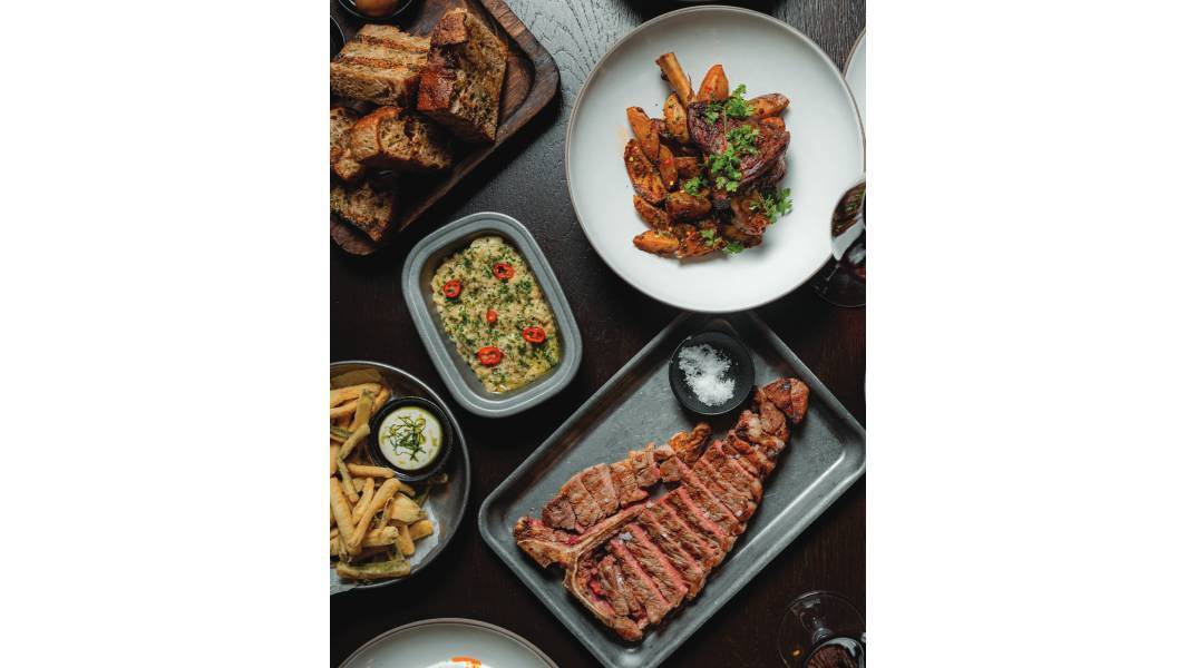 OX: Η ελληνική παράδοση στην ταβέρνα του σήµερα