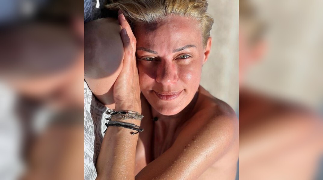 Ζέτα Μακρυπούλια: Οι topless διακοπές στην Κύθνο