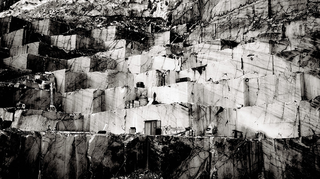 «Αθήνα: Το ζωντανό παρελθόν» του Nikolai von Bismarck στην γκαλερί Stefanidou Tsoukala