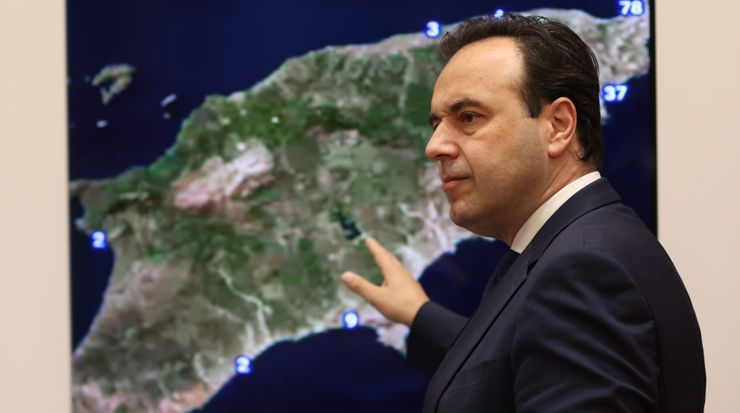 Δημήτρης Παπαστεργίου: Ο υπουργός Ψηφιακής Διακυβέρνησης μιλάει για την εφαρμογή MyCoast για την αντιμετώπιση αυθαιρεσιών και φυσικών καταστροφών 