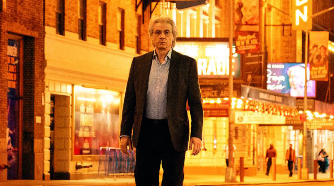 Ο Ανδρέας Μανωλικάκης «Στα φώτα»