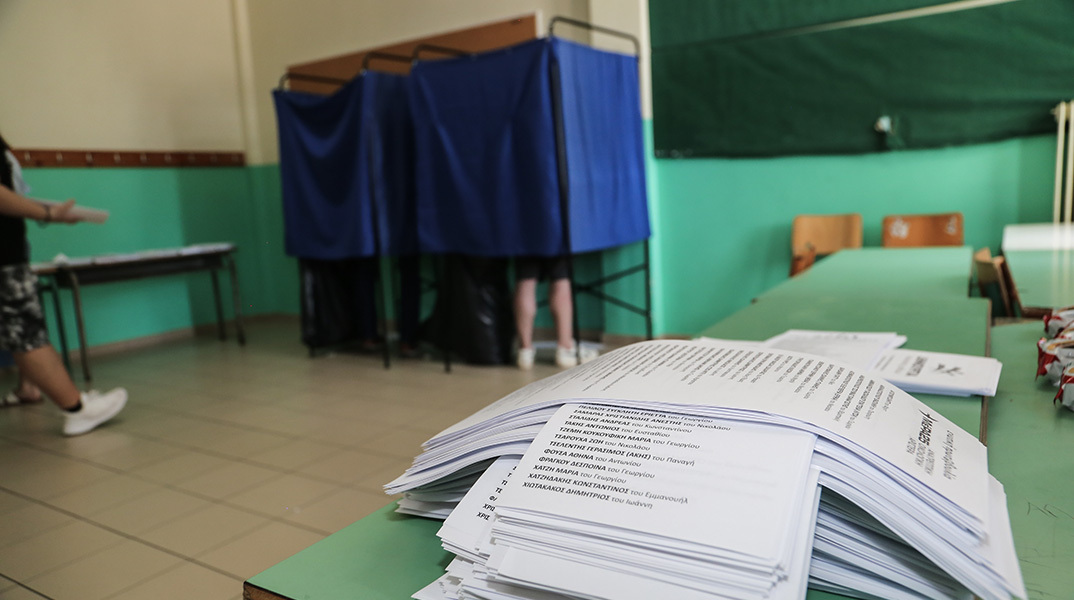 Ευρωεκλογές 2024: Ο Προκόπης Δούκας σχολιάζει γιατί έχασαν όλα τα κόμματα εξουσίας στις