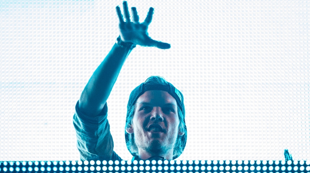 Avicii: «Ήταν πια σαν ζόμπι» – Το ντοκιμαντέρ για το τέλος του DJ