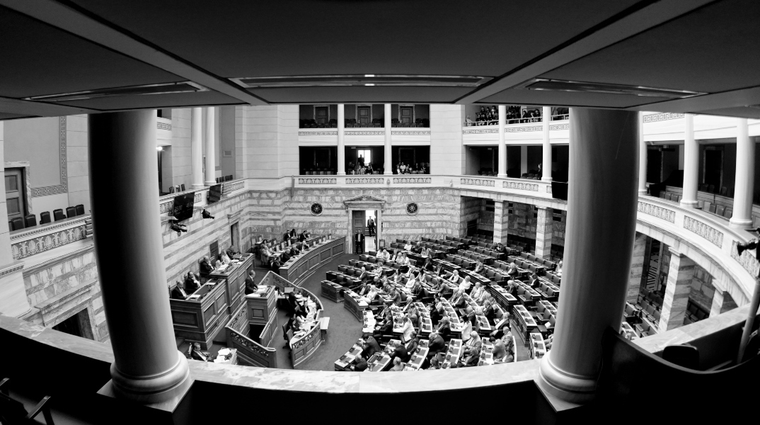 H μπούρδα της ανάγκης για «δεξιά στροφή»