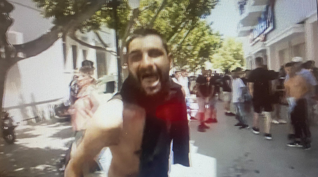 Σε βλέπω να ουρλιάζεις «ΑΥΤΗ ΕΙΝΑΙ Η ΕΛΛΑΔΑ»