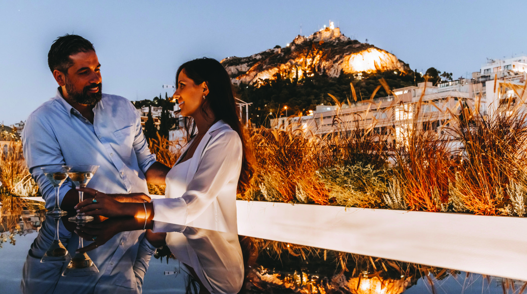 ATHENS FLAIR: Ένα μαγικό roof garden στη σκιά του Λυκαβηττού