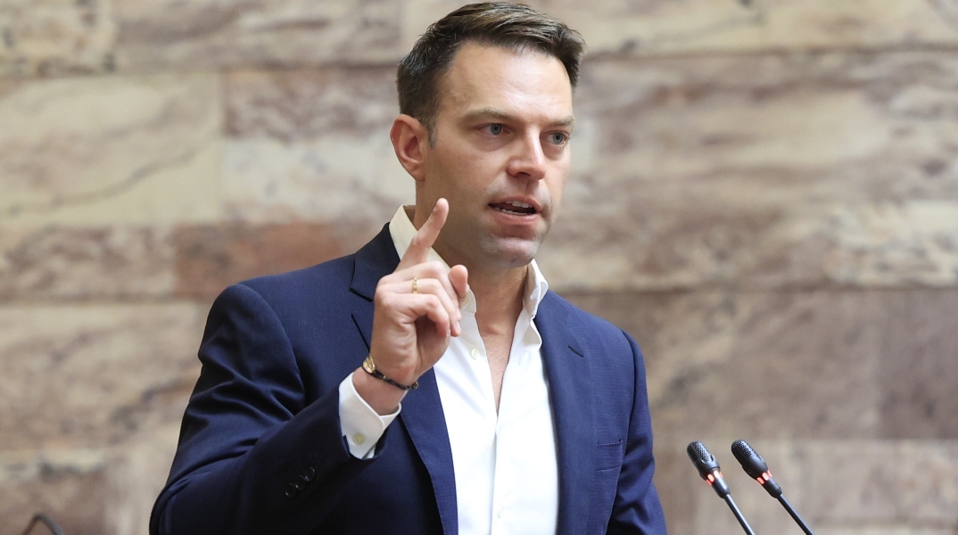 O Μπελογιάννης διάβαζε Μπλεκ και Σούπερ Κατερίνα