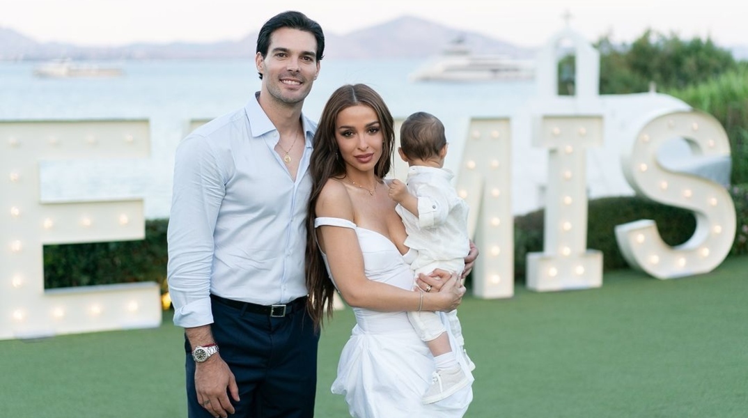 Φουρέιρα: Φωτογραφίες από την βάφτιση του γιου της