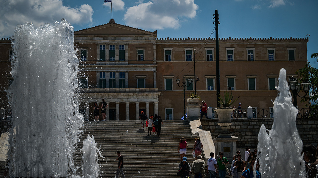 Κοινωνία και πολιτική επιλογή