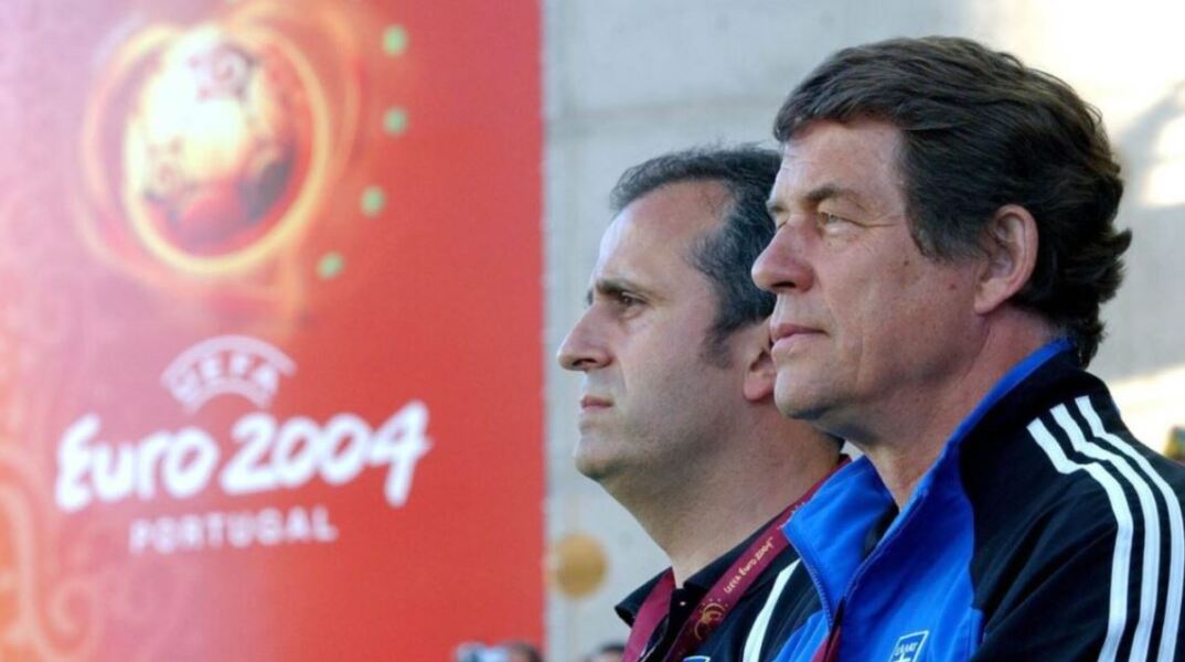 Euro 2004: Η στιγμή έντασης μεταξύ Τοπαλίδη και Ρεχάγκελ