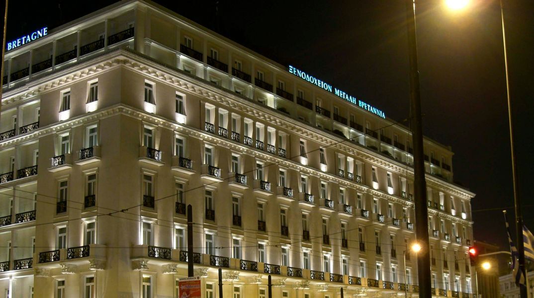 Ξενοδοχείο Μεγάλη Βρεταννία: Το ντοκιμαντέρ «150 Χρόνια Μεγάλη Βρεταννία: Η ιστορία μέσα στην Ιστορία» διαθέσιμο στο ERTFLIX