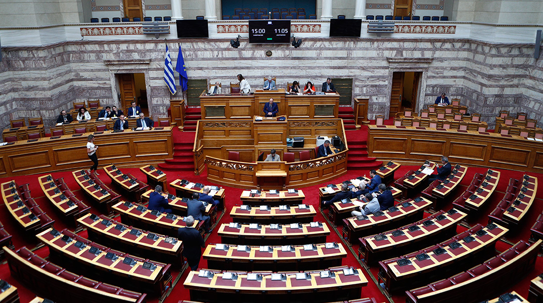 Ο εμφύλιος στην Κεντροαριστερά, ο «Ηρόστρατος»* της Κουμουνδούρου και η ειρωνεία του Σουν Τζου