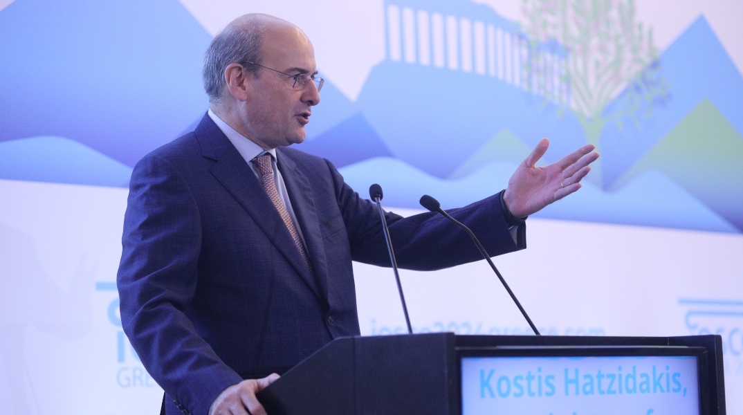 Χατζηδάκης: Απόδειξη εμπιστοσύνης στην ελληνική οικονομία η συμφωνία ΓΕΚ ΤΕΡΝΑ Masdar