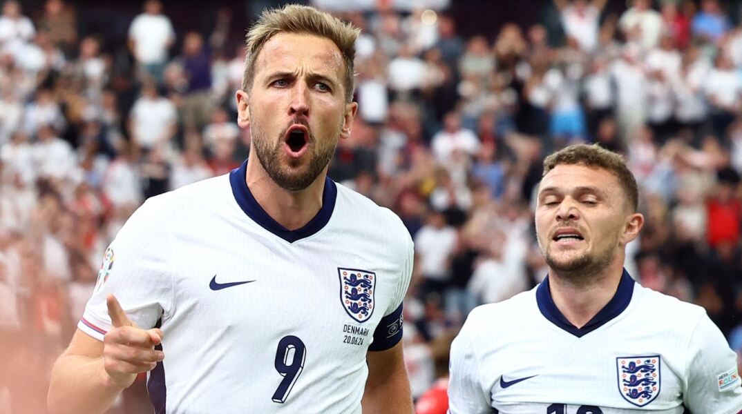Ο Χάρι Κέιν πανηγυρίζει το γκολ του κόντρα στη Δανία για το Euro 2024