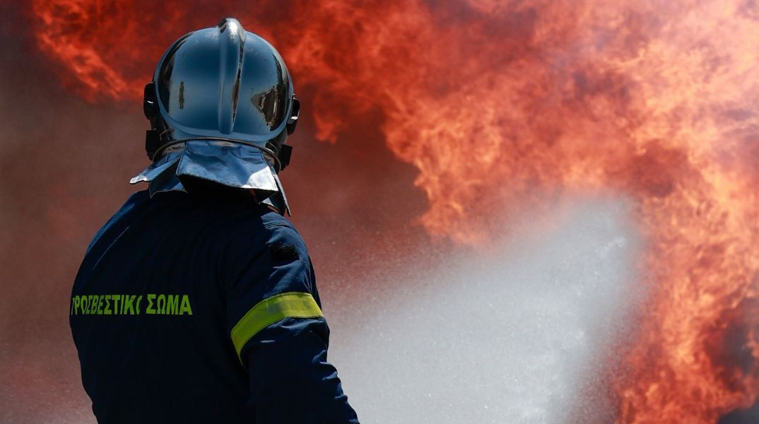 Φωτιά σε εξέλιξη στην Ξυλαγανή Ροδόπης - Επιχειρούν δυνάμεις της Πυροσβεστικής με επίγεια και εναέρια μέσα.