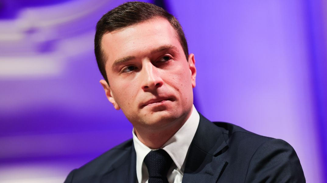 Γαλλία: Η άκρα δεξιά εισέρχεται στην τελευταία εβδομάδα της προεκλογικής περιόδου κατέχοντας την πρώτη θέση στις δημοσκοπήσεις.