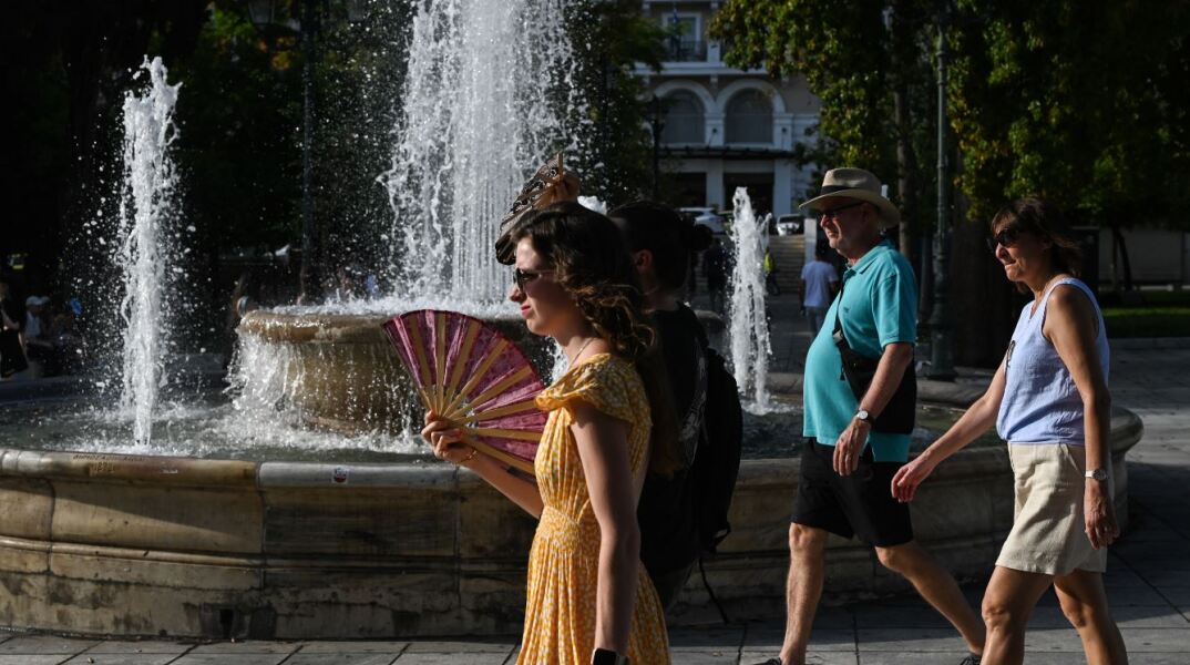 Έκτακτα μέτρα από τον Δήμο Αθηναίων από σήμερα (25.6) λόγω υψηλών θερμοκρασιών