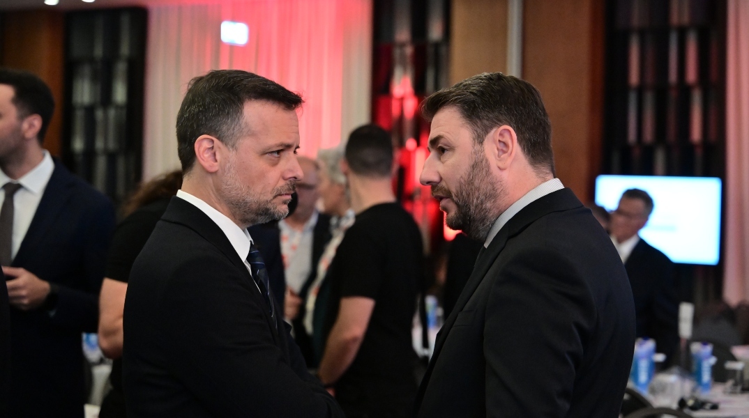 ΠΑΣΟΚ: Οι πρωτοβουλίες Δούκα, η στήριξη Χριστοδουλάκη και η αντίδραση Ανδρουλάκη