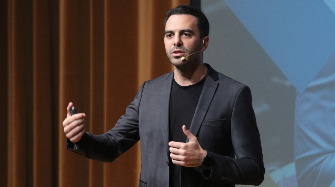 Μανώλης Χριστοδουλάκης: Στηρίζει Χάρη Δούκα για την ηγεσία του ΠΑΣΟΚ