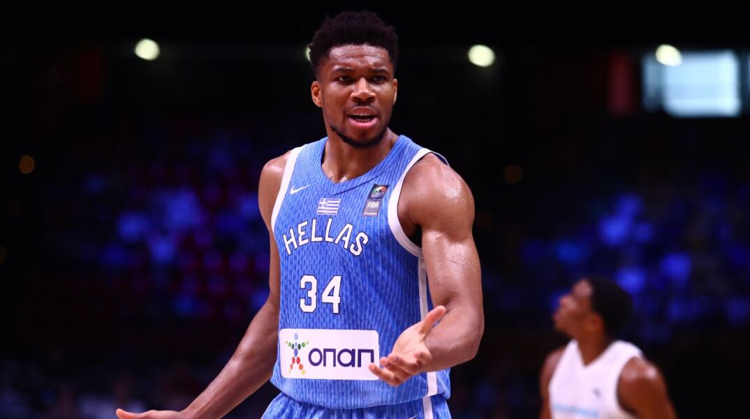 Ο Γιάννης Αντετοκούνμπο